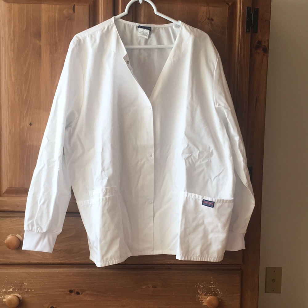 White Cherokee Scrub Jacket Size L